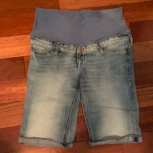 H&M Super Stretchy Maternity Shorts